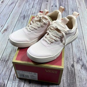 Vans Ultraridge Rapidweld size 6.5 NWT